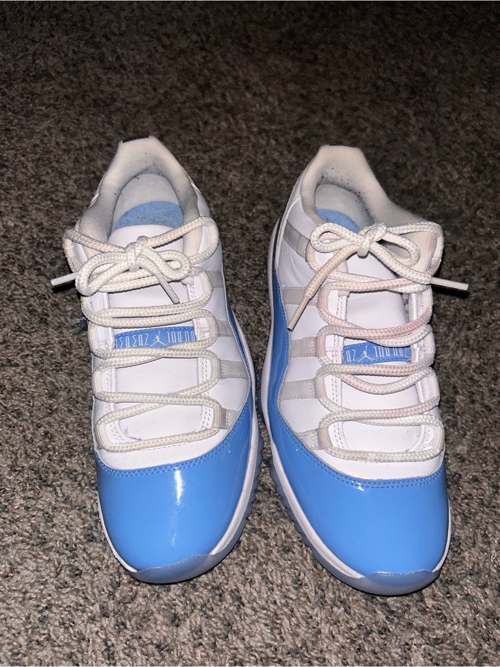 Nike Kids White Sneakers with Blue Insole
